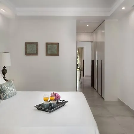 Puerto Banus Beach/alcazaba Marbella