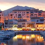 Puerto Banus Beach/alcazaba Marbella