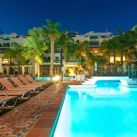Puerto Banus Beach/alcazaba * ماربيا