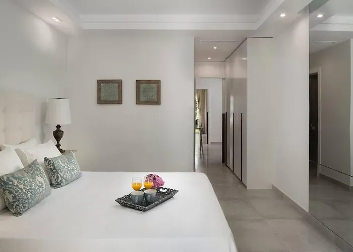 Puerto Banus Beach/alcazaba Marbella