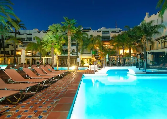 Puerto Banus Beach/alcazaba * 마르베야